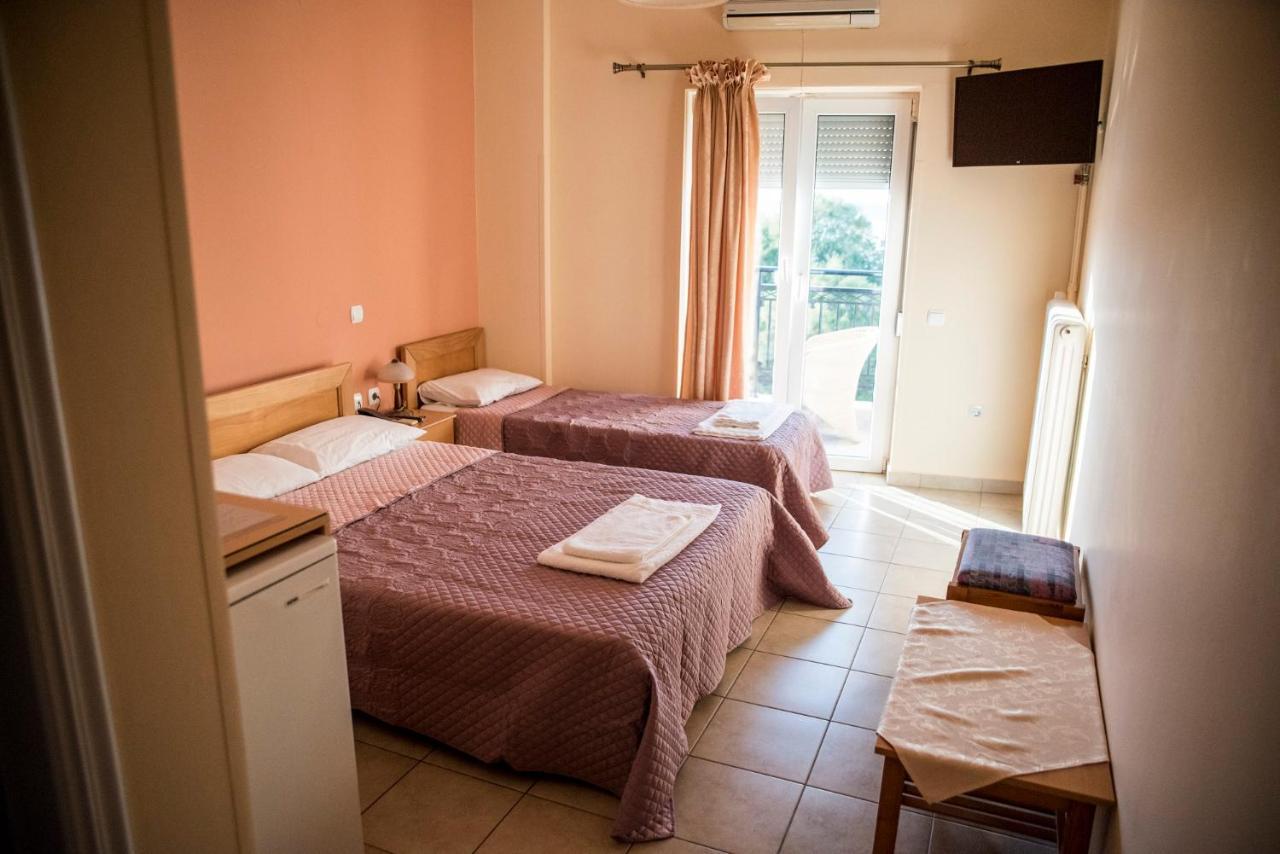 Zoumboulis Rooms Mytilene ภายนอก รูปภาพ
