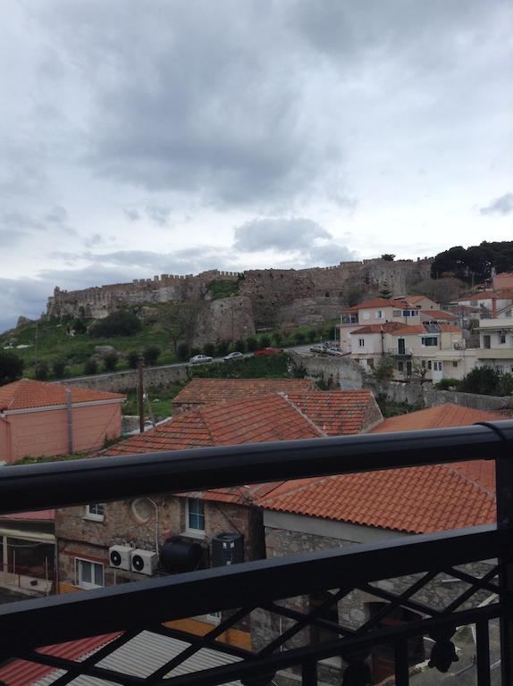 Zoumboulis Rooms Mytilene ภายนอก รูปภาพ