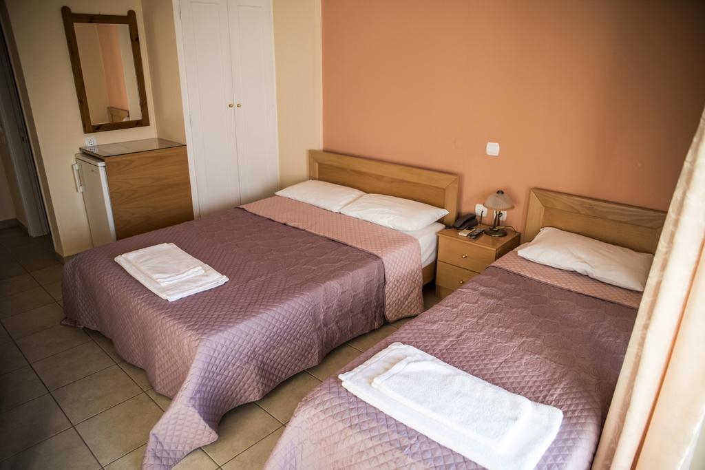 Zoumboulis Rooms Mytilene ภายนอก รูปภาพ
