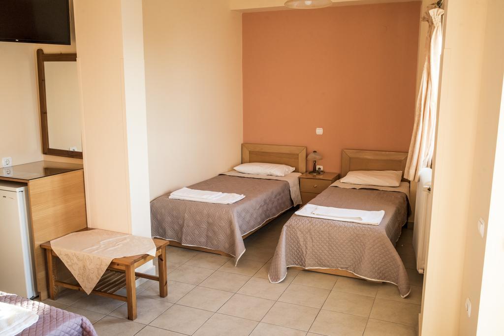Zoumboulis Rooms Mytilene ภายนอก รูปภาพ