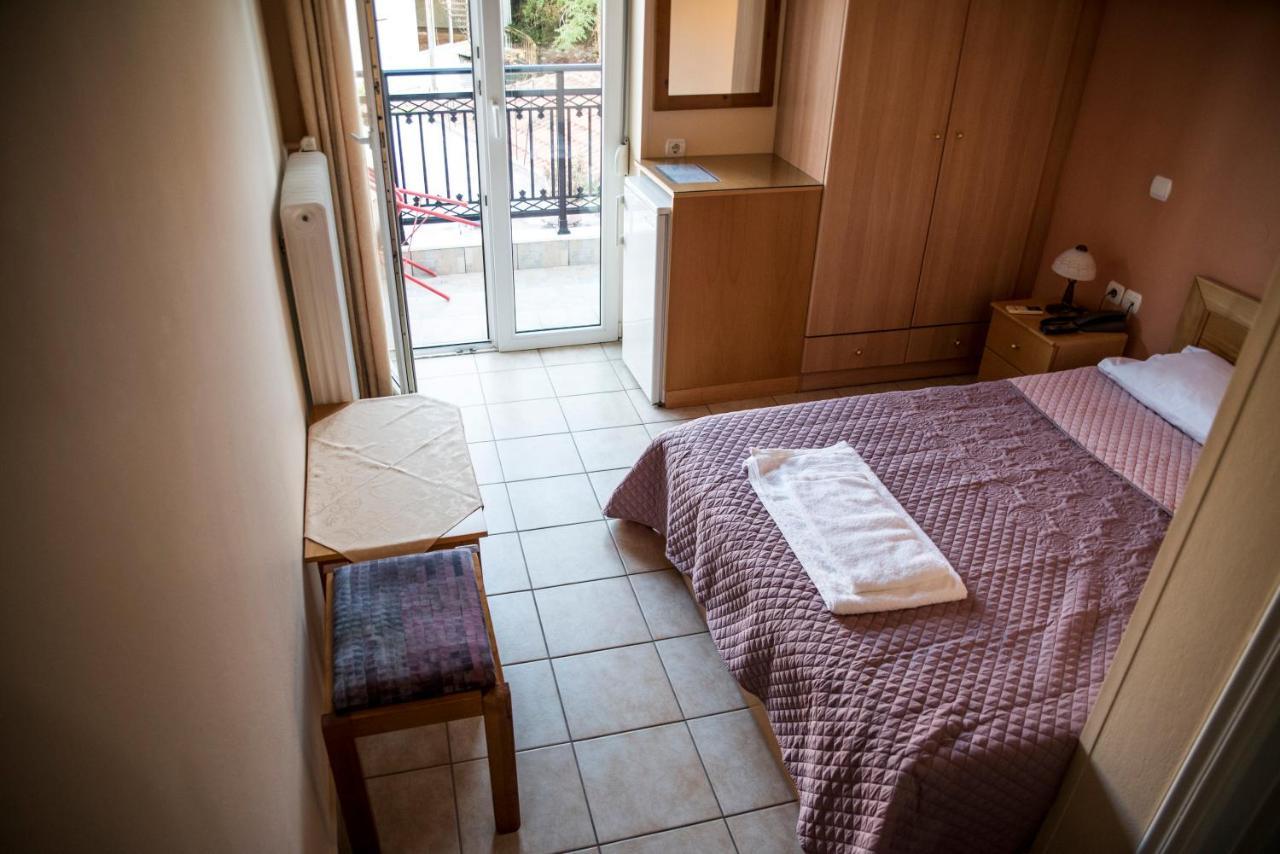 Zoumboulis Rooms Mytilene ภายนอก รูปภาพ